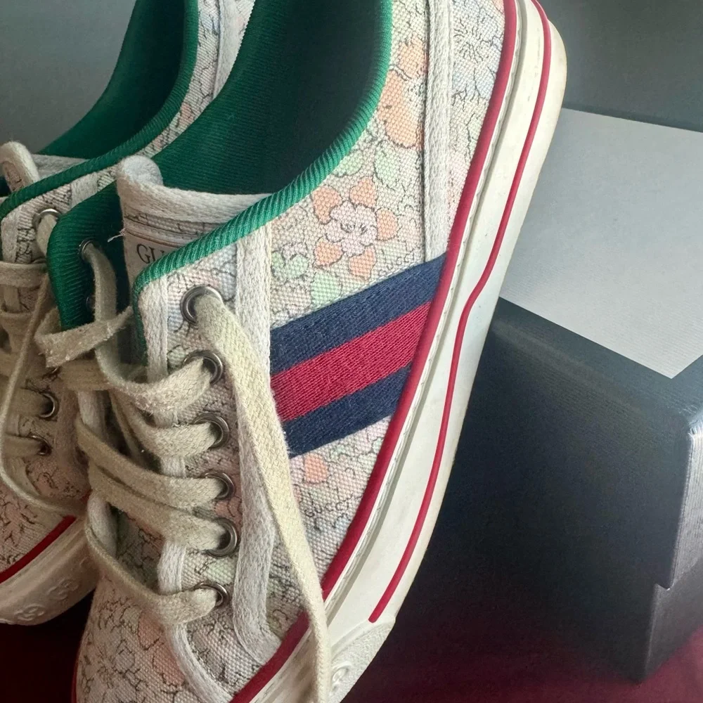 GUCCI CLASSIC 😊😊😊Size 7 - Picture 5 of 12